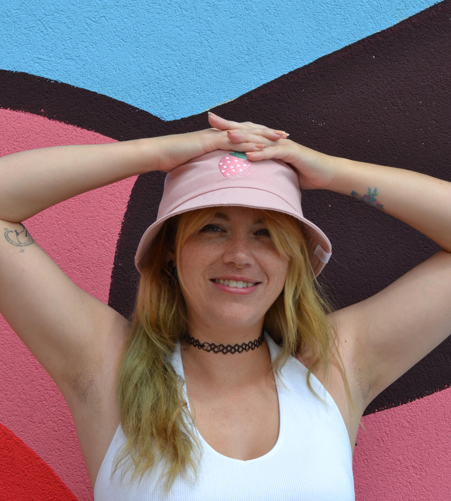 A photo of the artist